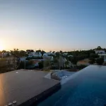 Casa Da Lua - Luxury 4-bedroom With Pool וילה