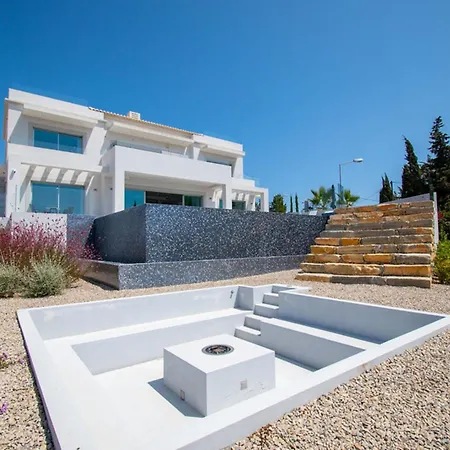 Casa Da Lua - Luxury 4-bedroom With Pool