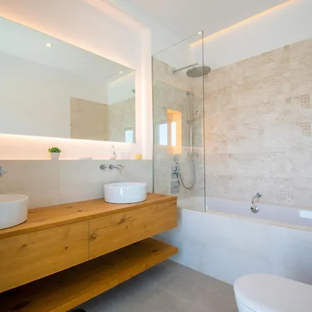 Casa Da Lua - Luxury 4-bedroom With Pool *